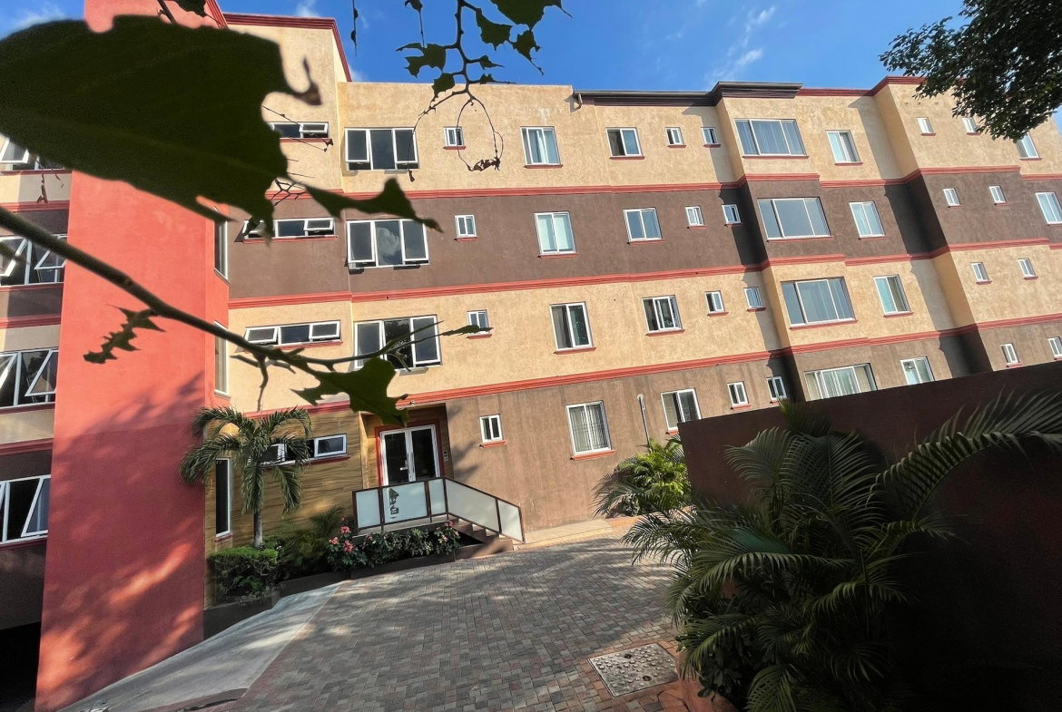 Seventeenth image of 16 Fairway Avenue in Kingston 5, St. Andrew, Jamaica - property is For Rent