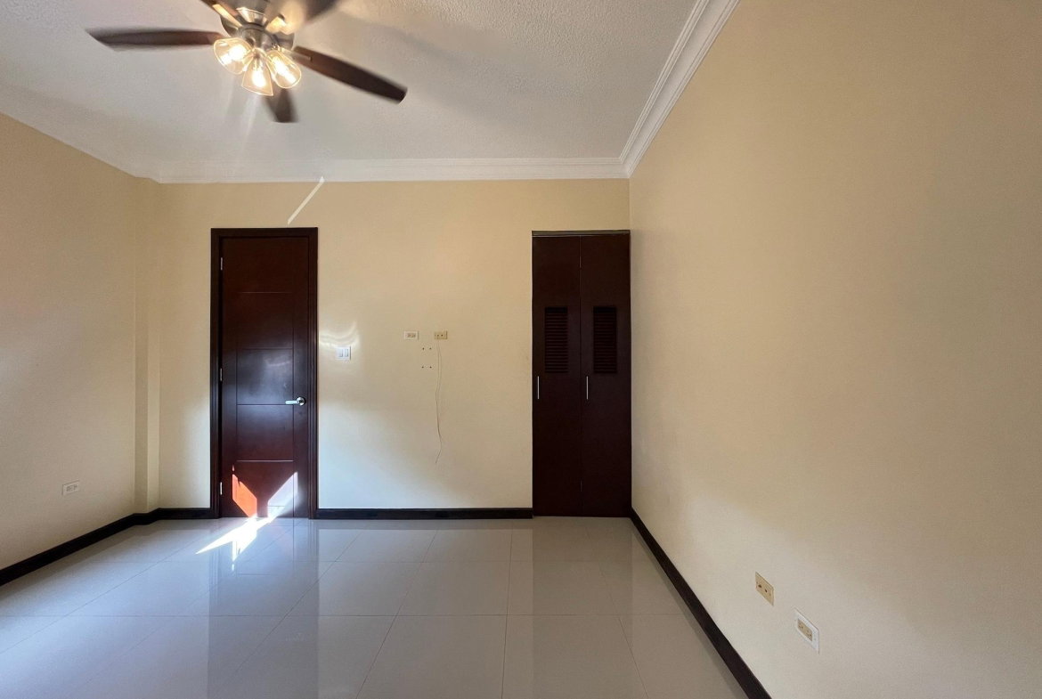 Ninth image of 16 Fairway Avenue in Kingston 5, St. Andrew, Jamaica - property is For Rent