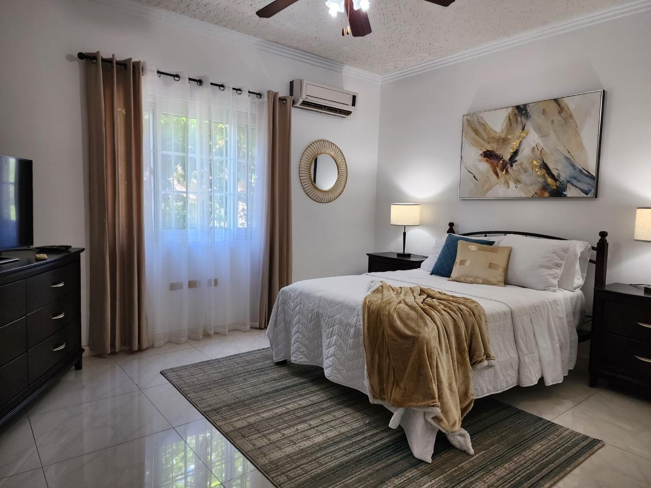 Luxury-2-Bed-Apartment-for-Rent-in-St.-Andrew-Jamaica-–-15-12-Fairway-Ave Eleventh image of 15-12 Fairway Ave in Kingston 5, St. Andrew, Jamaica - property is For Rent