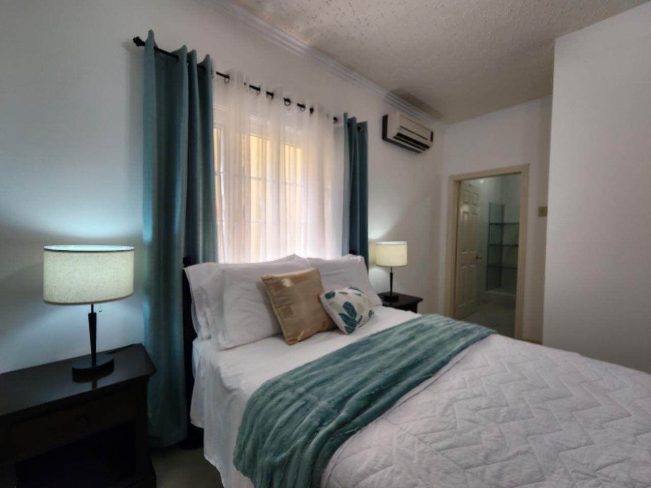 Luxury-2-Bed-Apartment-for-Rent-in-St.-Andrew-Jamaica-–-15-12-Fairway-Ave Seventh image of 15-12 Fairway Ave in Kingston 5, St. Andrew, Jamaica - property is For Rent