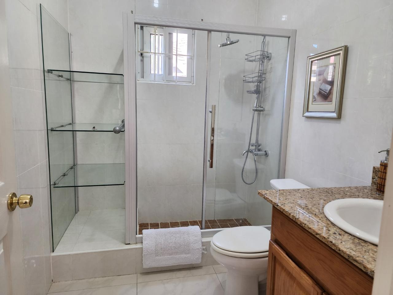 Luxury-2-Bed-Apartment-for-Rent-in-St.-Andrew-Jamaica-–-15-12-Fairway-Ave Eighth image of 15-12 Fairway Ave in Kingston 5, St. Andrew, Jamaica - property is For Rent