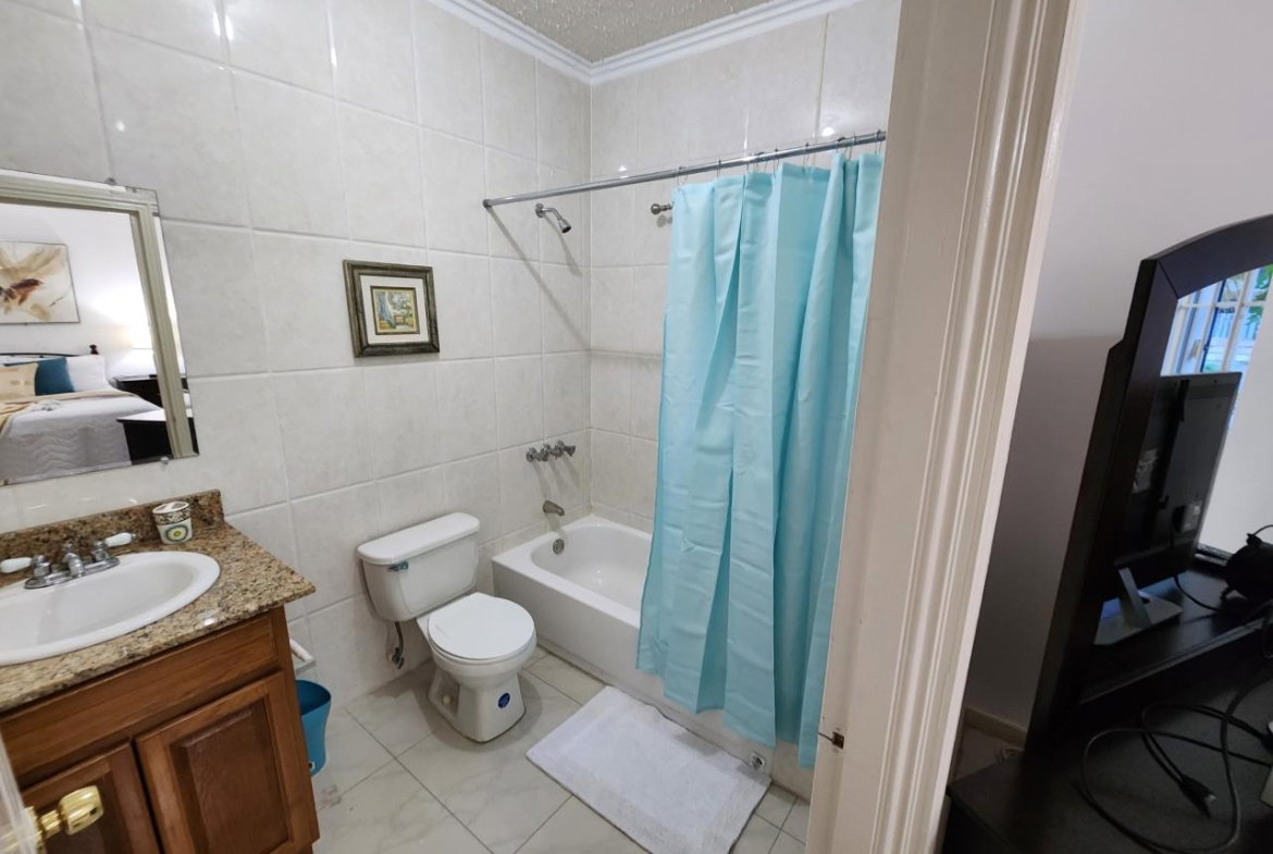 Tenth image of 15-12 Fairway Ave in Kingston 5, St. Andrew, Jamaica - property is For Rent