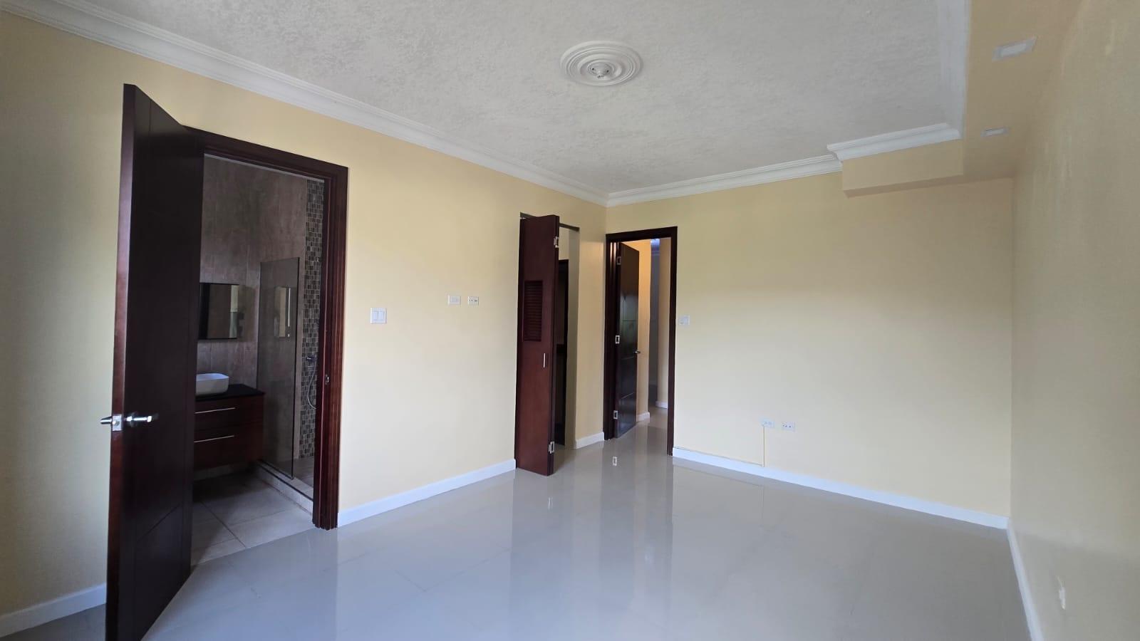 Eleventh image of 17-16 Fairway Avenue, Kingston in Kingston 5, St. Andrew, Jamaica - property is For Rent