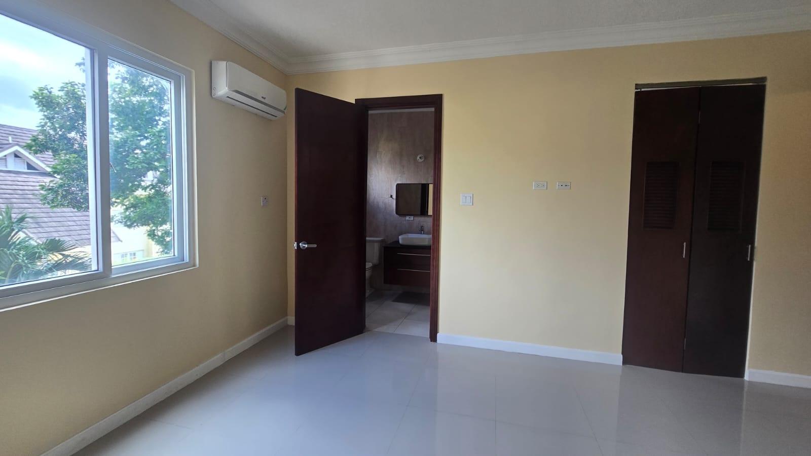 Twelfth image of 17-16 Fairway Avenue, Kingston in Kingston 5, St. Andrew, Jamaica - property is For Rent