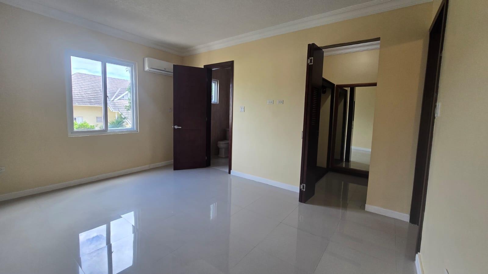 Thirteenth image of 17-16 Fairway Avenue, Kingston in Kingston 5, St. Andrew, Jamaica - property is For Rent