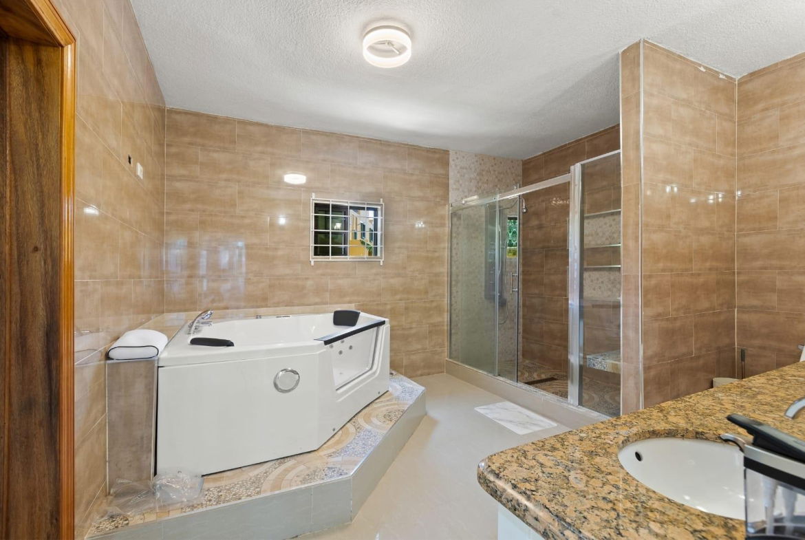 Sixth image of 14 Battersea in Mandeville, Manchester, Jamaica - property is For Rent