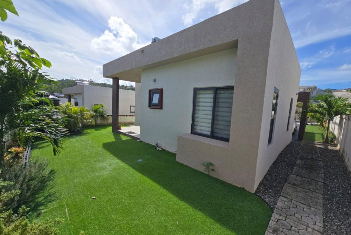 Fourth image of Lot-39 South Beach Boulevard in Ocho Rios, St. Ann, Jamaica - property is For Rent
