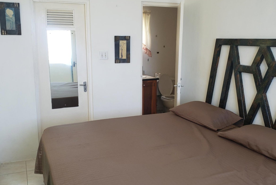 Sixth image of D4-d4 Columbus Heights in Ocho Rios, St. Ann, Jamaica - property is For Rent