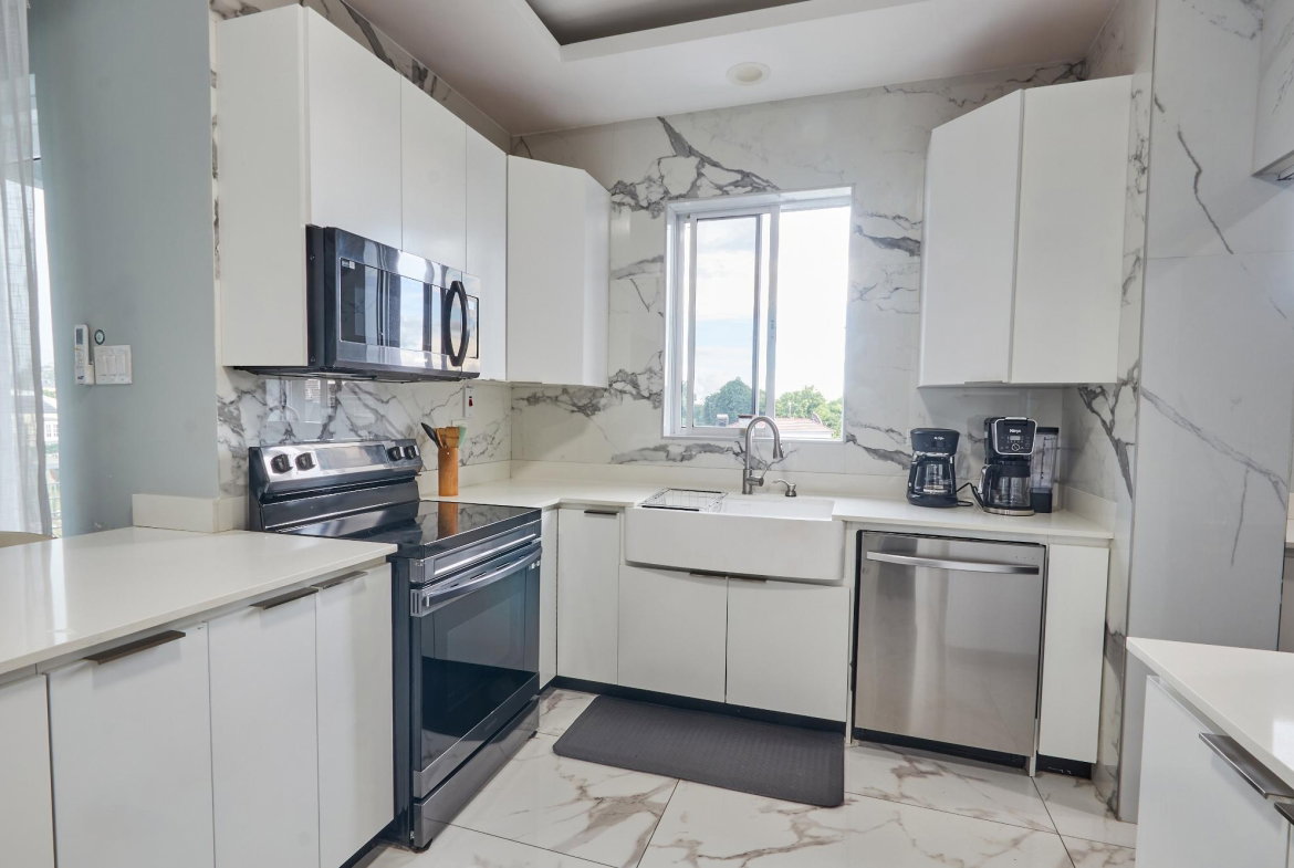 Ninth image of 7-6 Winston Ave in Kingston 6, St. Andrew, Jamaica - property is For Rent