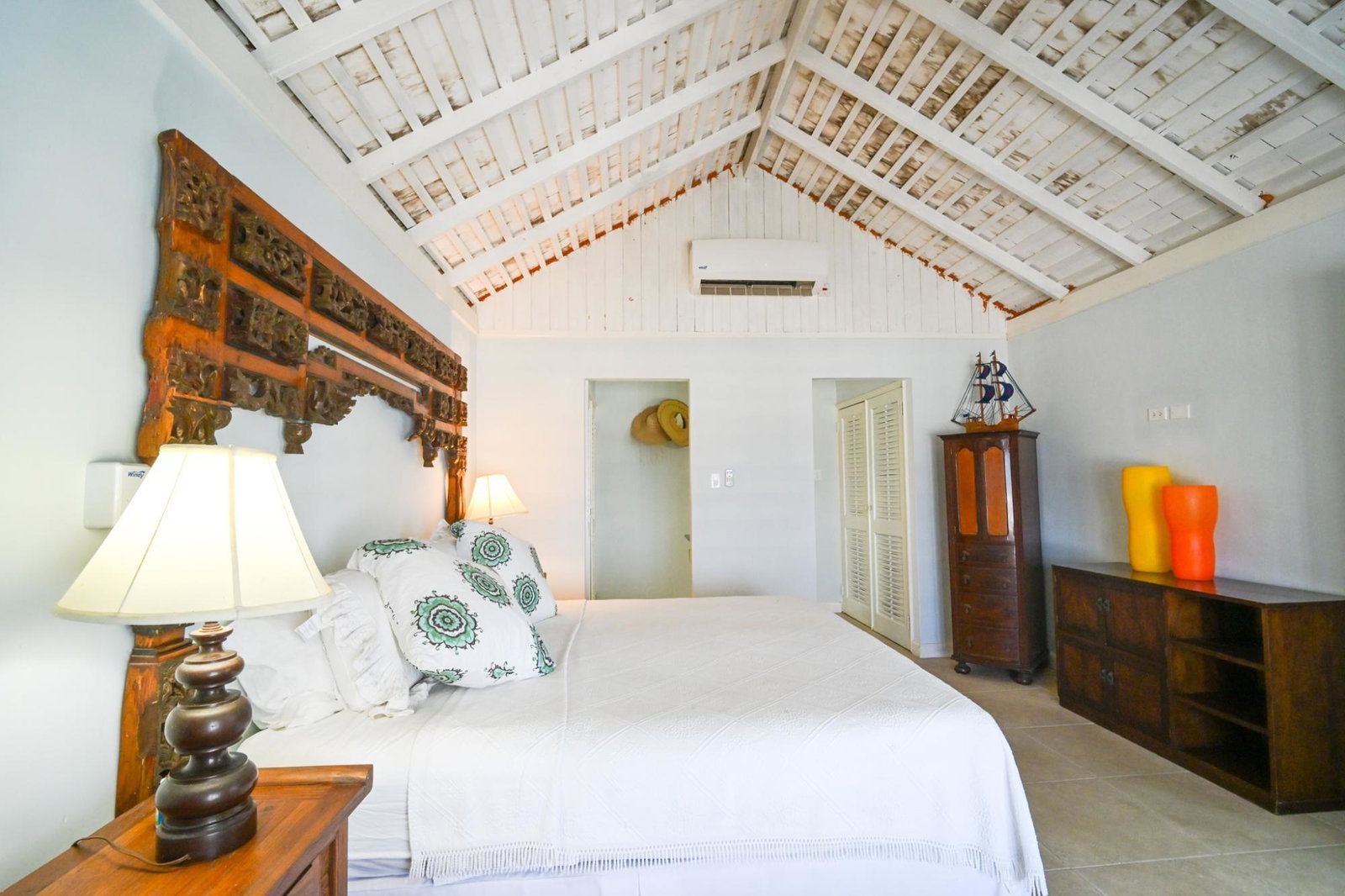 Luxury-3-Bedroom-Seaside-Cottage-for-Rent-in-Ocho-Rios-Jamaica Tenth image of Sylvia Lawn in Ocho Rios, St. Ann, Jamaica - property is For Rent