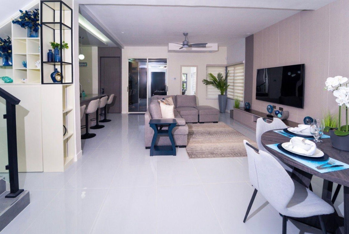 Fifth image of 290- Paraddisiac Beach Club in Richmond, St. Ann, Jamaica - property is For Rent