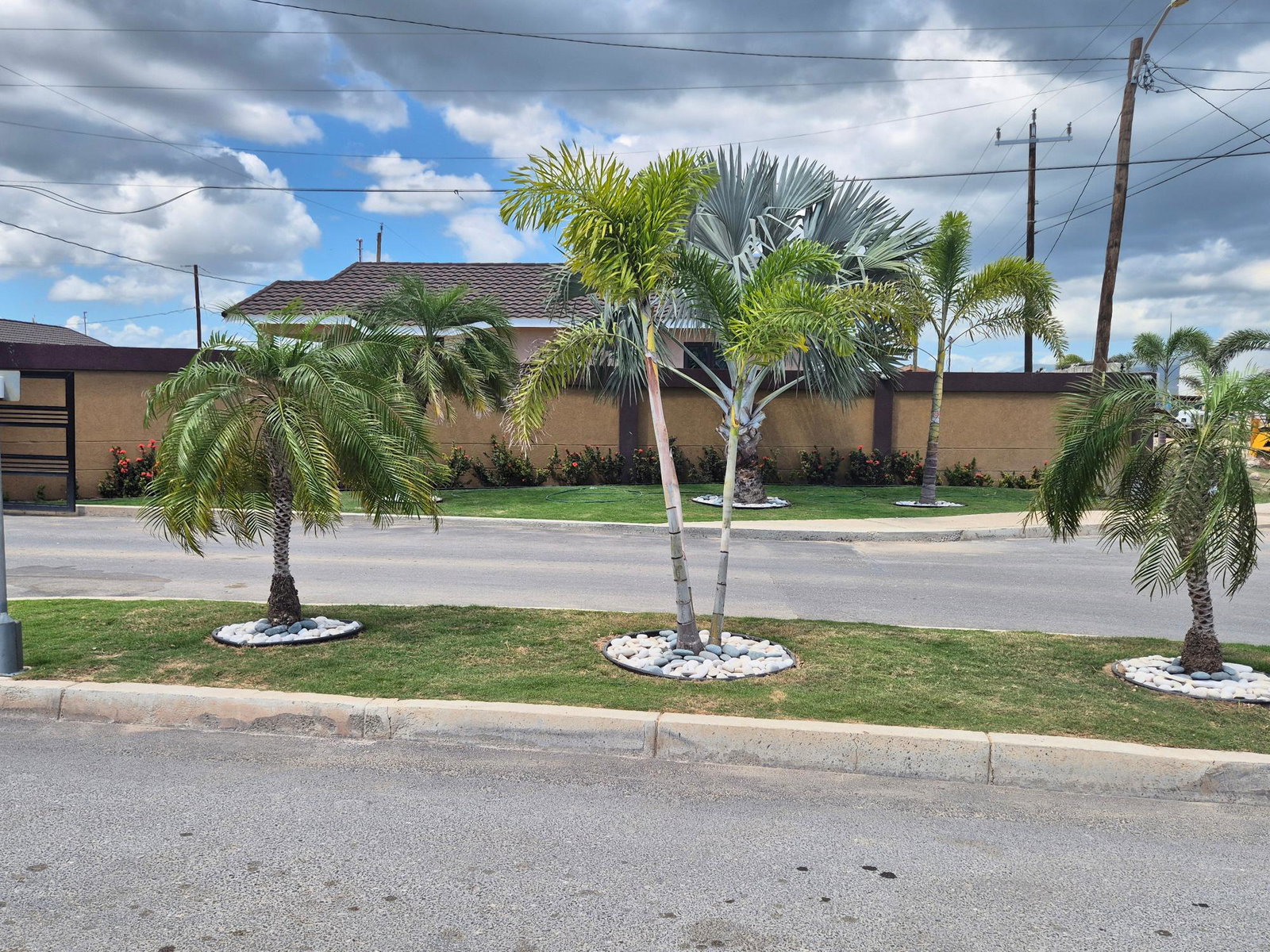 Second image of 265- Oak Estate in Bernard Lodge, St. Catherine, Jamaica - property is For Rent