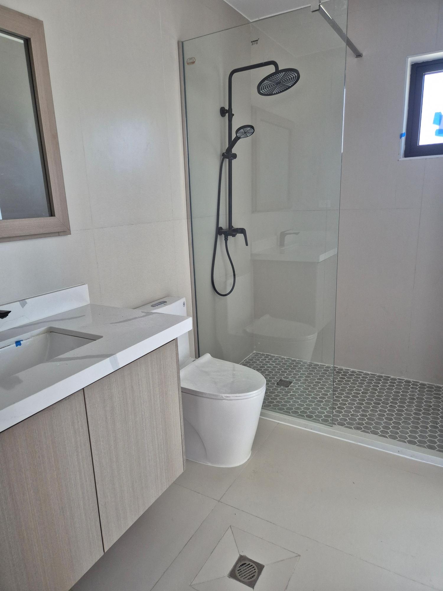 Fifteenth image of 265- Oak Estate in Bernard Lodge, St. Catherine, Jamaica - property is For Rent