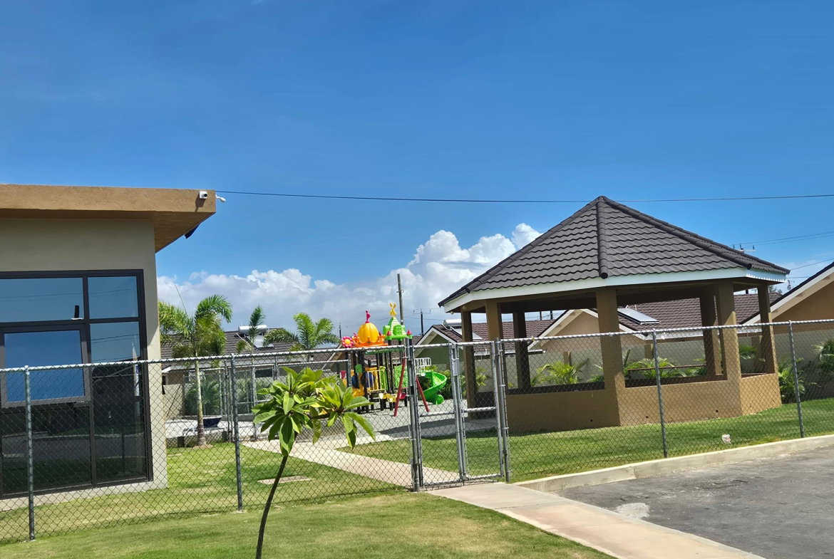 Eighteenth image of 265- Oak Estate in Bernard Lodge, St. Catherine, Jamaica - property is For Rent