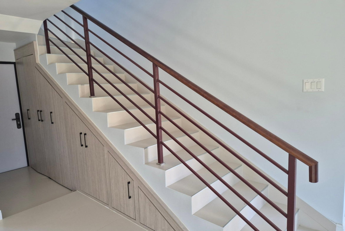 Seventh image of 265- Oak Estate in Bernard Lodge, St. Catherine, Jamaica - property is For Rent