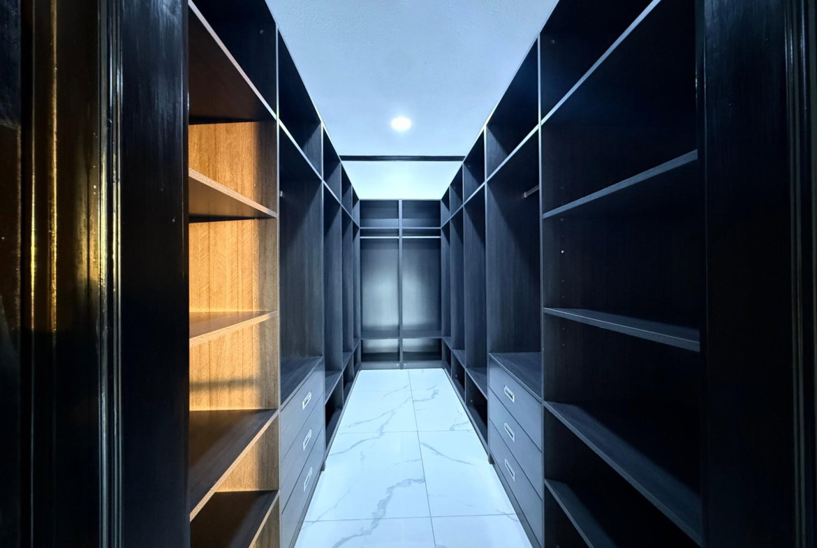 Sixth image of 7-11-13 Hill Road, Kingston 8 in Constant Spring P.O., St. Andrew, Jamaica - property is For Rent