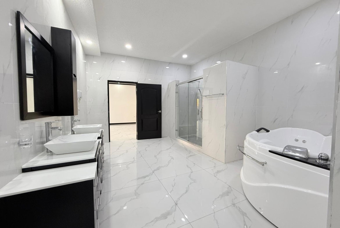 Eighth image of 7-11-13 Hill Road, Kingston 8 in Constant Spring P.O., St. Andrew, Jamaica - property is For Rent