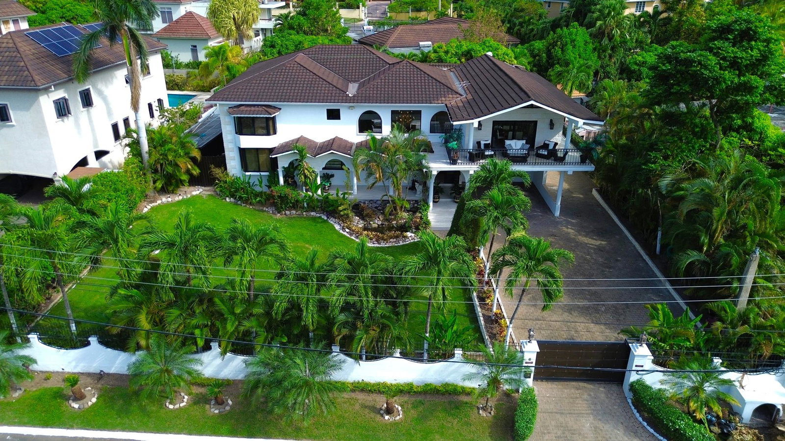 Luxury-5-Bedroom-Estate-for-Rent-in-Cherry-Gardens-St.-Andrew-Jamaica Second image of 6 Garden View in Kingston 8, St. Andrew, Jamaica - property is For Rent