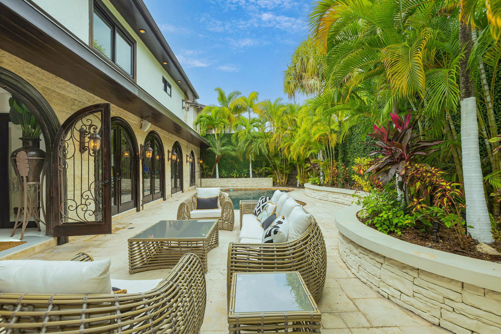 Luxury-5-Bedroom-Estate-for-Rent-in-Cherry-Gardens-St.-Andrew-Jamaica Fifteenth image of 6 Garden View in Kingston 8, St. Andrew, Jamaica - property is For Rent