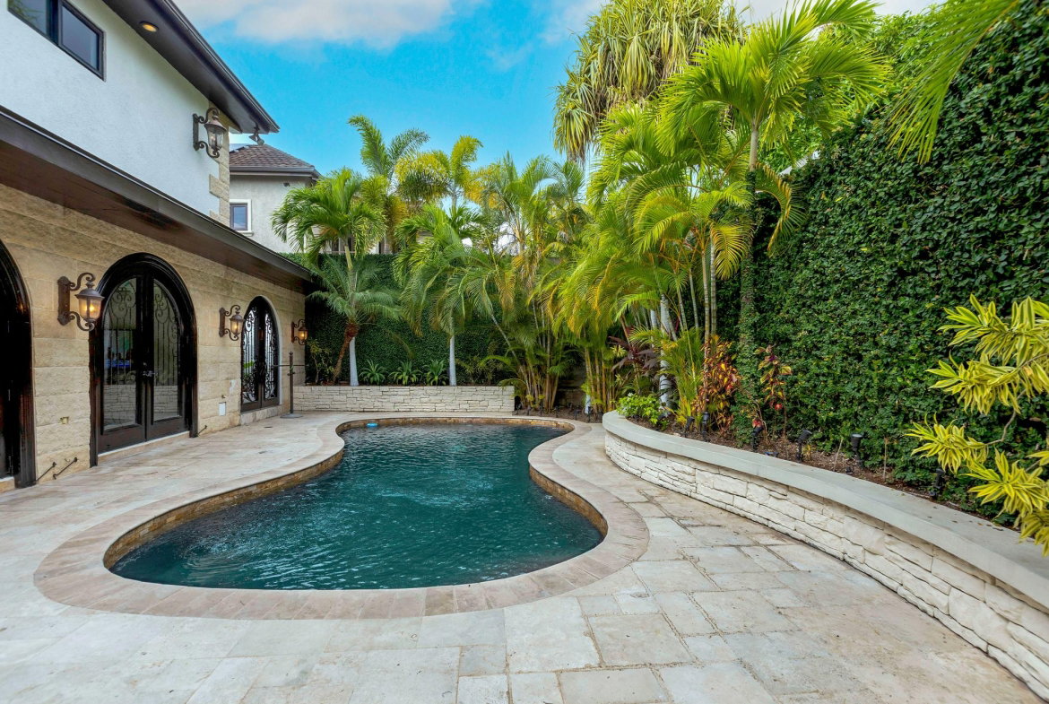 Sixteenth image of 6 Garden View in Kingston 8, St. Andrew, Jamaica - property is For Rent
