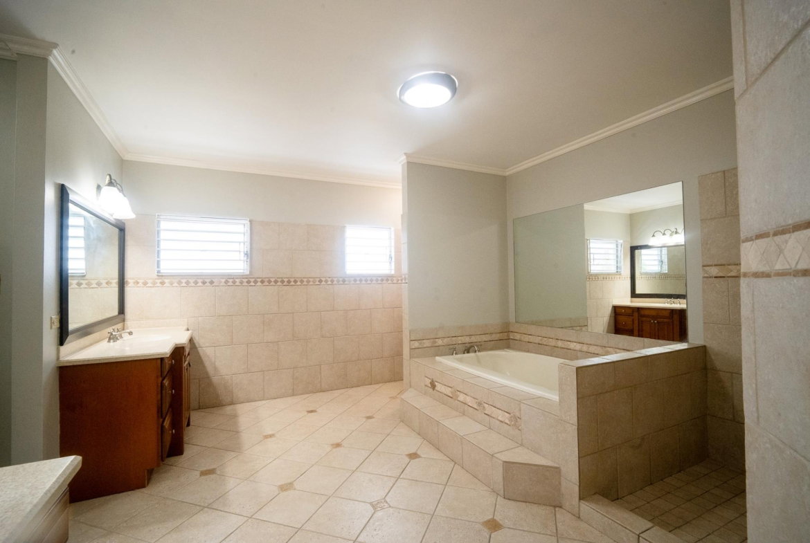Nineteenth image of 16 Farringdon Heights in Kingston 6, St. Andrew, Jamaica - property is For Rent