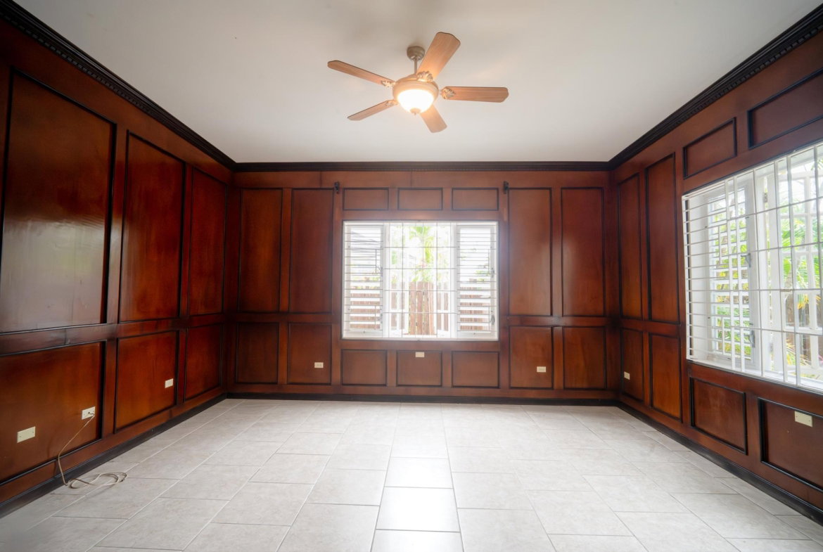 Sixth image of 16 Farringdon Heights in Kingston 6, St. Andrew, Jamaica - property is For Rent