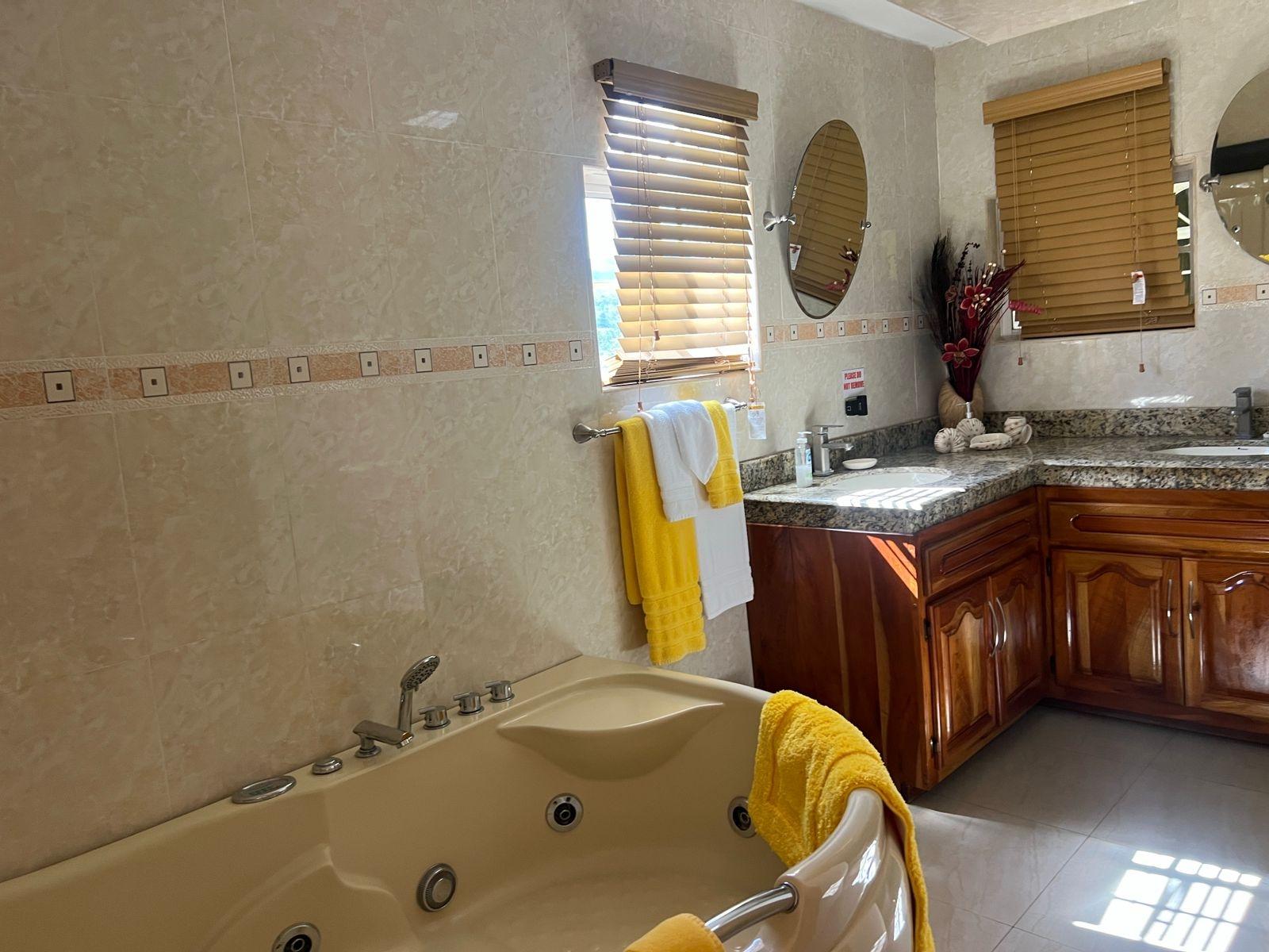 Luxury-5-Bedroom-House-for-Rent-in-Mansfield-Ocho-Rios-St.-Ann Sixth image of Lot#18- 18 Mansfield Heights, Pha in Ocho Rios, St. Ann, Jamaica - property is For Rent