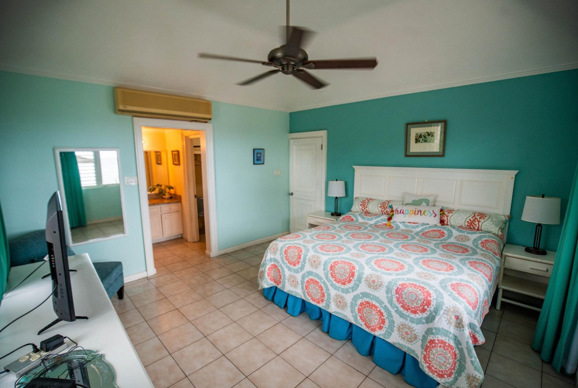 Fourteenth image of a 6-127 Main Street Ocho Rios in Ocho Rios, St. Ann, Jamaica - property is For Rent