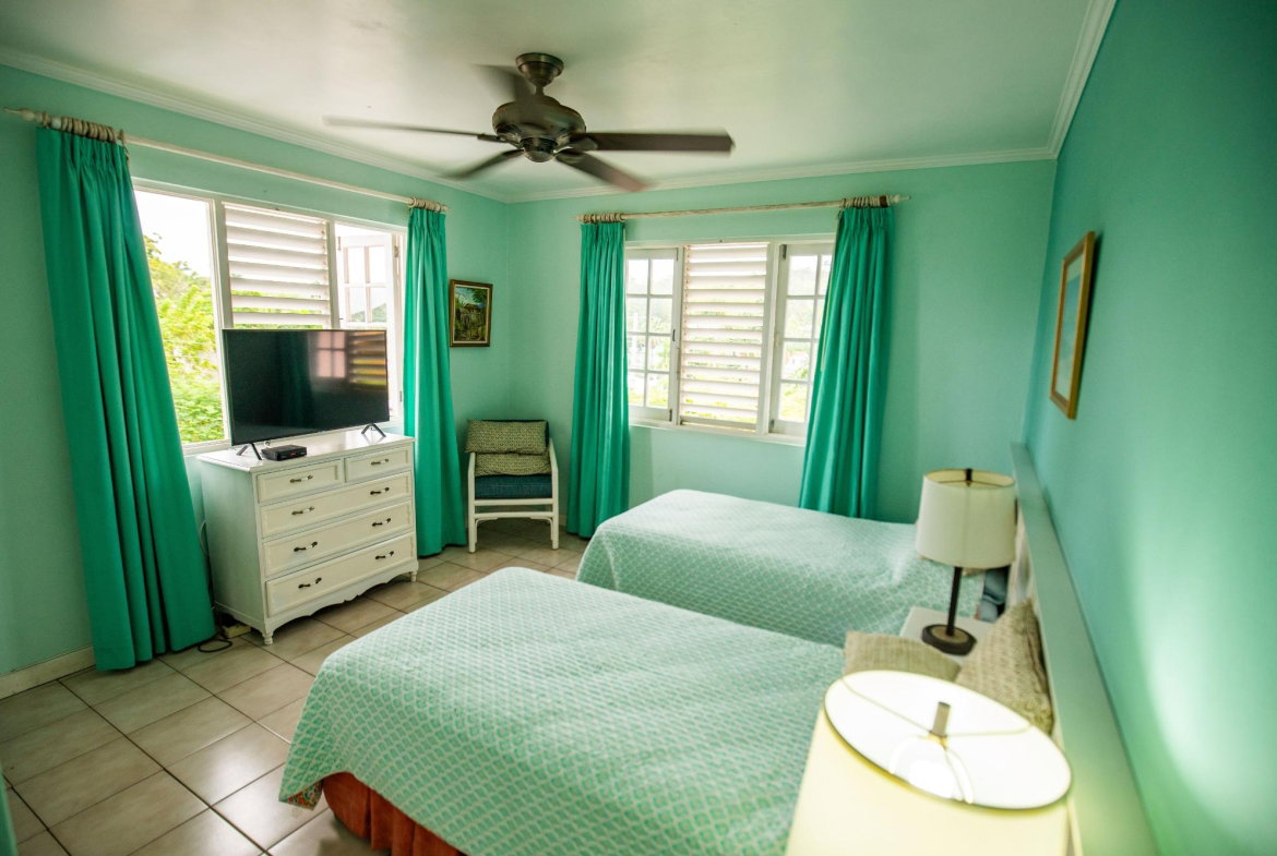 Eighteenth image of a 6-127 Main Street Ocho Rios in Ocho Rios, St. Ann, Jamaica - property is For Rent