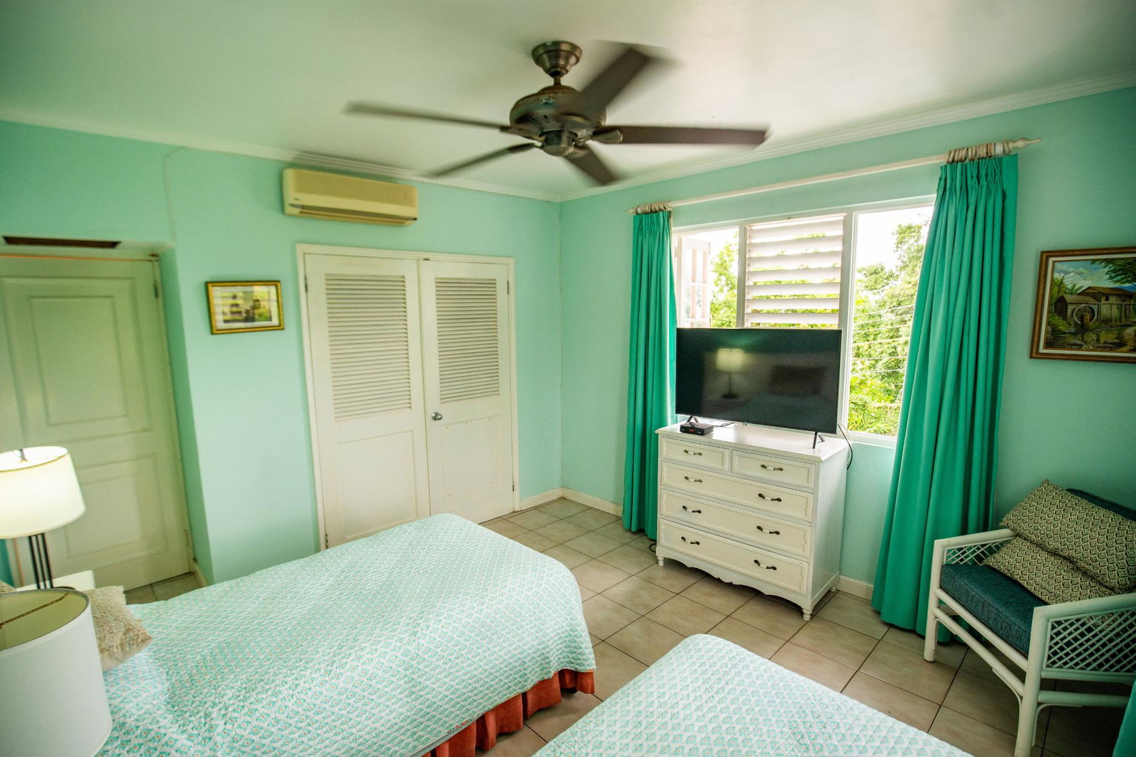 Luxury-Beachfront-Penthouse-for-Rent-in-Ocho-Rios-Jamaica-3-Bedroom-Resort-Apartment Nineteenth image of a 6-127 Main Street Ocho Rios in Ocho Rios, St. Ann, Jamaica - property is For Rent