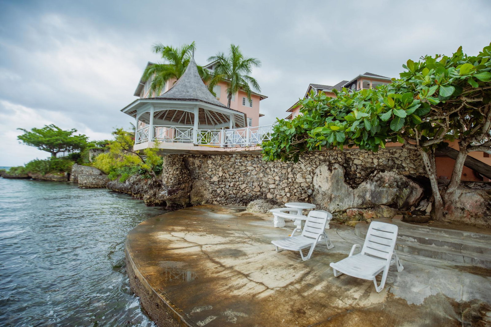 Luxury-Beachfront-Penthouse-for-Rent-in-Ocho-Rios-Jamaica-3-Bedroom-Resort-Apartment Twenty-Eighth image of a 6-127 Main Street Ocho Rios in Ocho Rios, St. Ann, Jamaica - property is For Rent