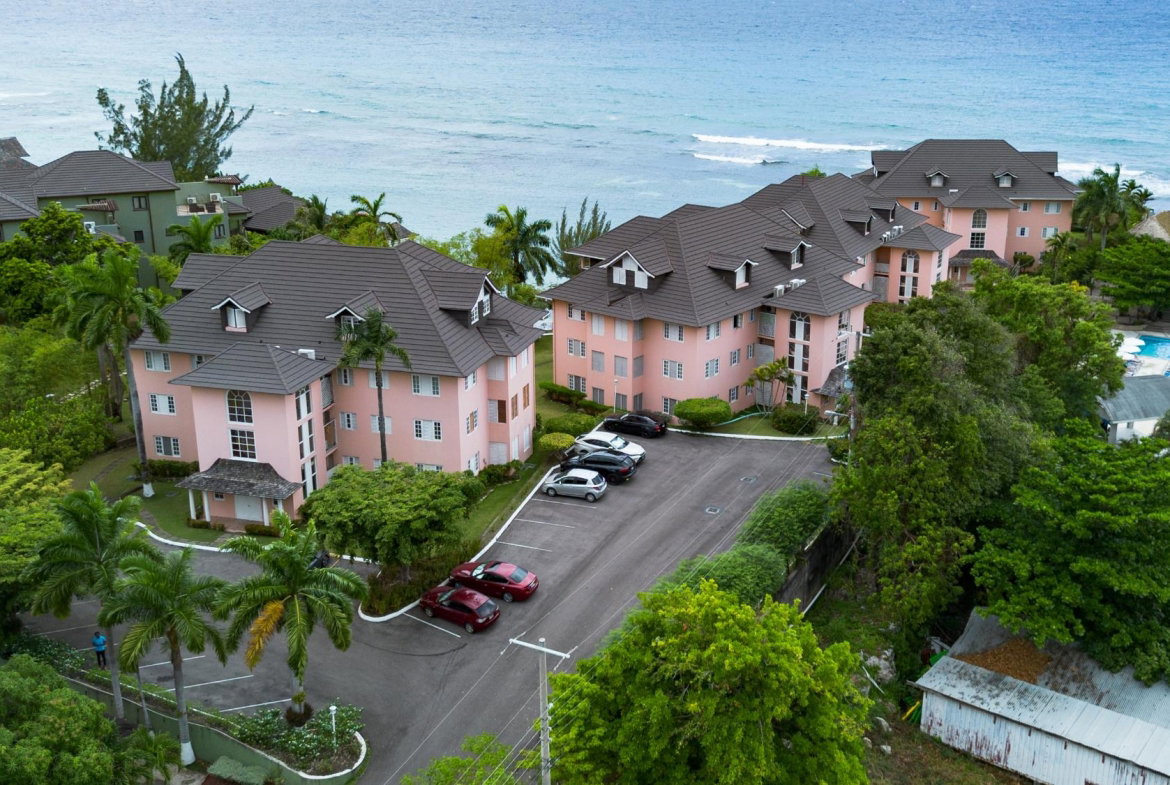 Fourth image of a 6-127 Main Street Ocho Rios in Ocho Rios, St. Ann, Jamaica - property is For Rent