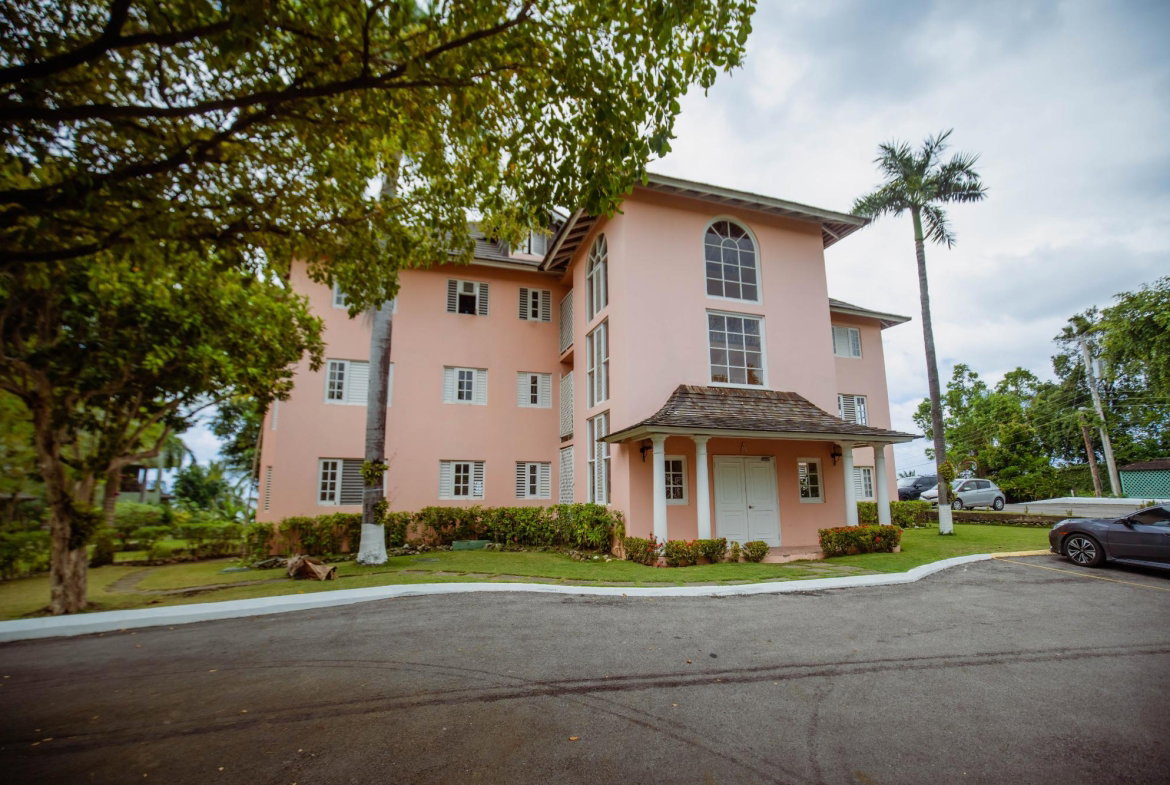 Seventh image of a 6-127 Main Street Ocho Rios in Ocho Rios, St. Ann, Jamaica - property is For Rent