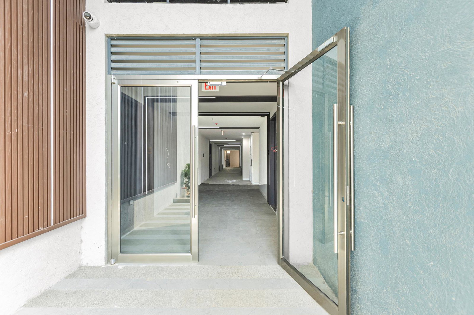 Sixteenth image of 407-22 Wellington in Kingston 6, St. Andrew, Jamaica - property is For Rent