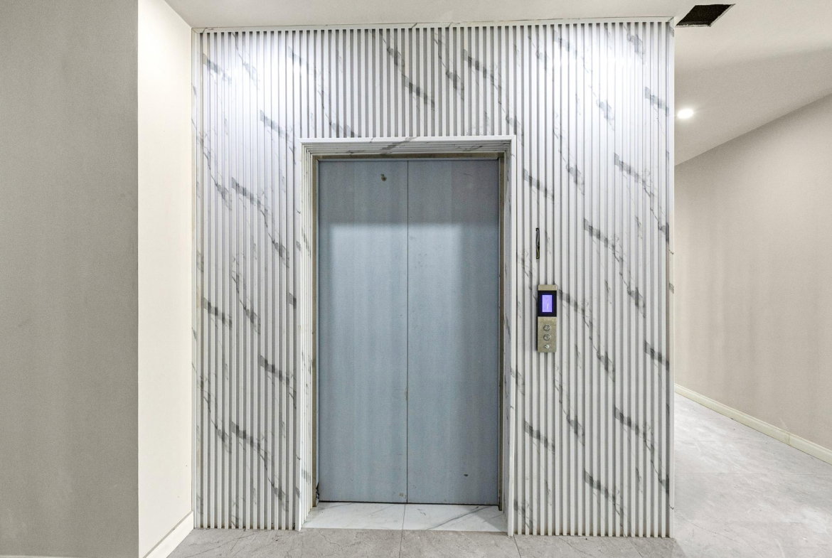 Eighteenth image of 407-22 Wellington in Kingston 6, St. Andrew, Jamaica - property is For Rent