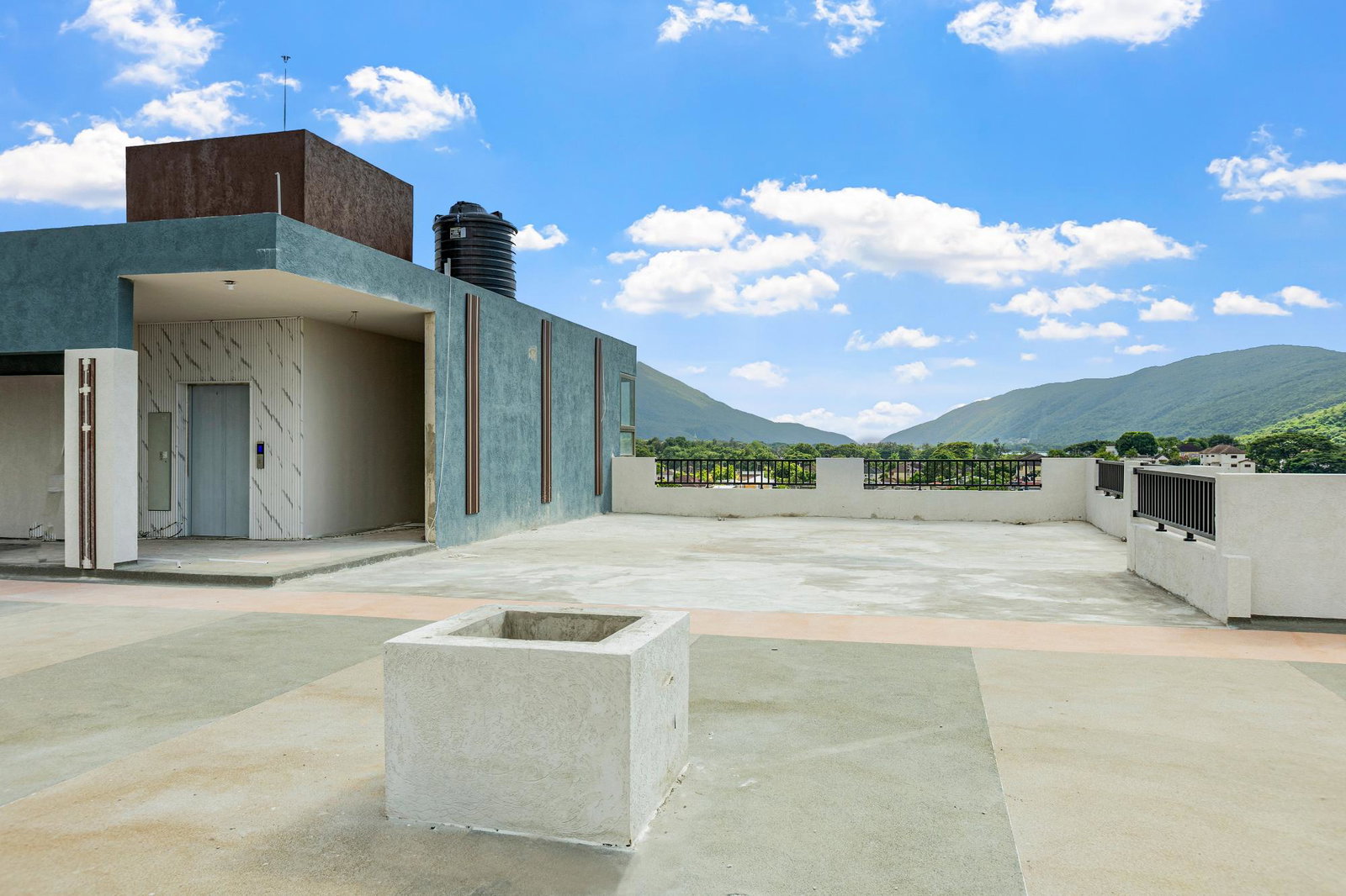 Twenty-Second image of 407-22 Wellington in Kingston 6, St. Andrew, Jamaica - property is For Rent