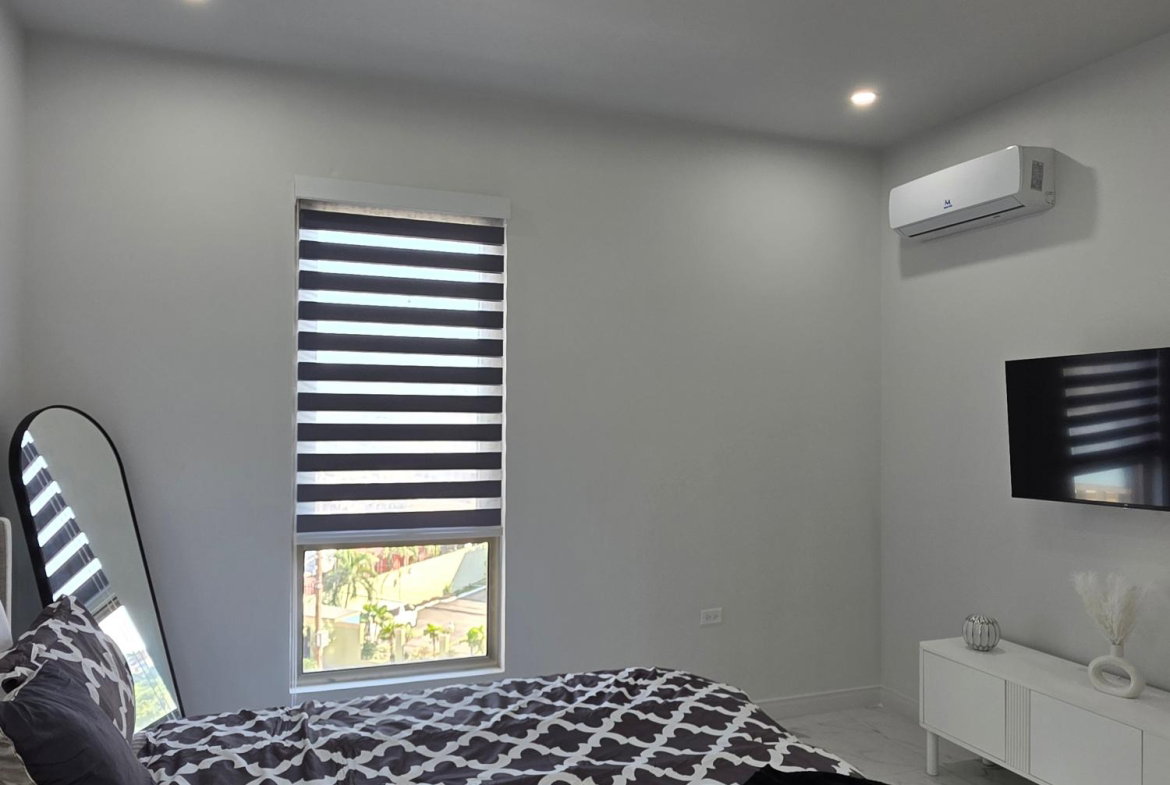 Fifth image of 407-22 Wellington in Kingston 6, St. Andrew, Jamaica - property is For Rent