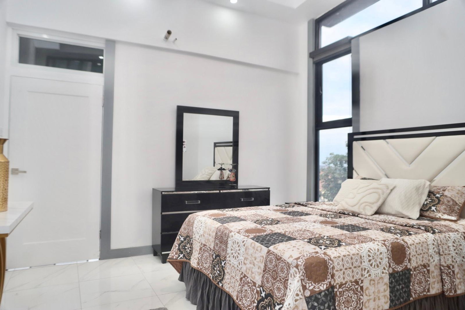 Ninth image of 4-34a-34b Chancery Close in Kingston 19, St. Andrew, Jamaica - property is For Rent