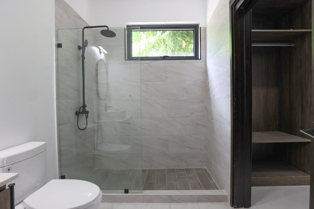 Eleventh image of 104-4 Sunset Drive in Constant Spring P.O., St. Andrew, Jamaica - property is For Rent