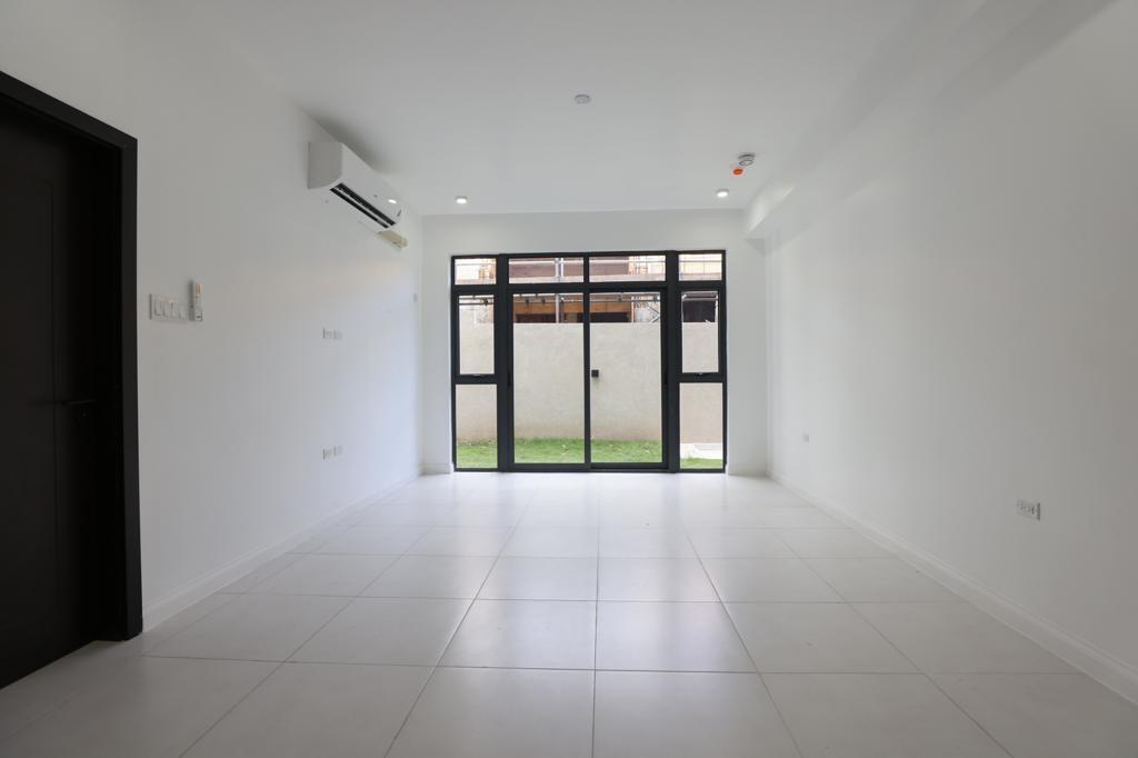Fifth image of 104-4 Sunset Drive in Constant Spring P.O., St. Andrew, Jamaica - property is For Rent