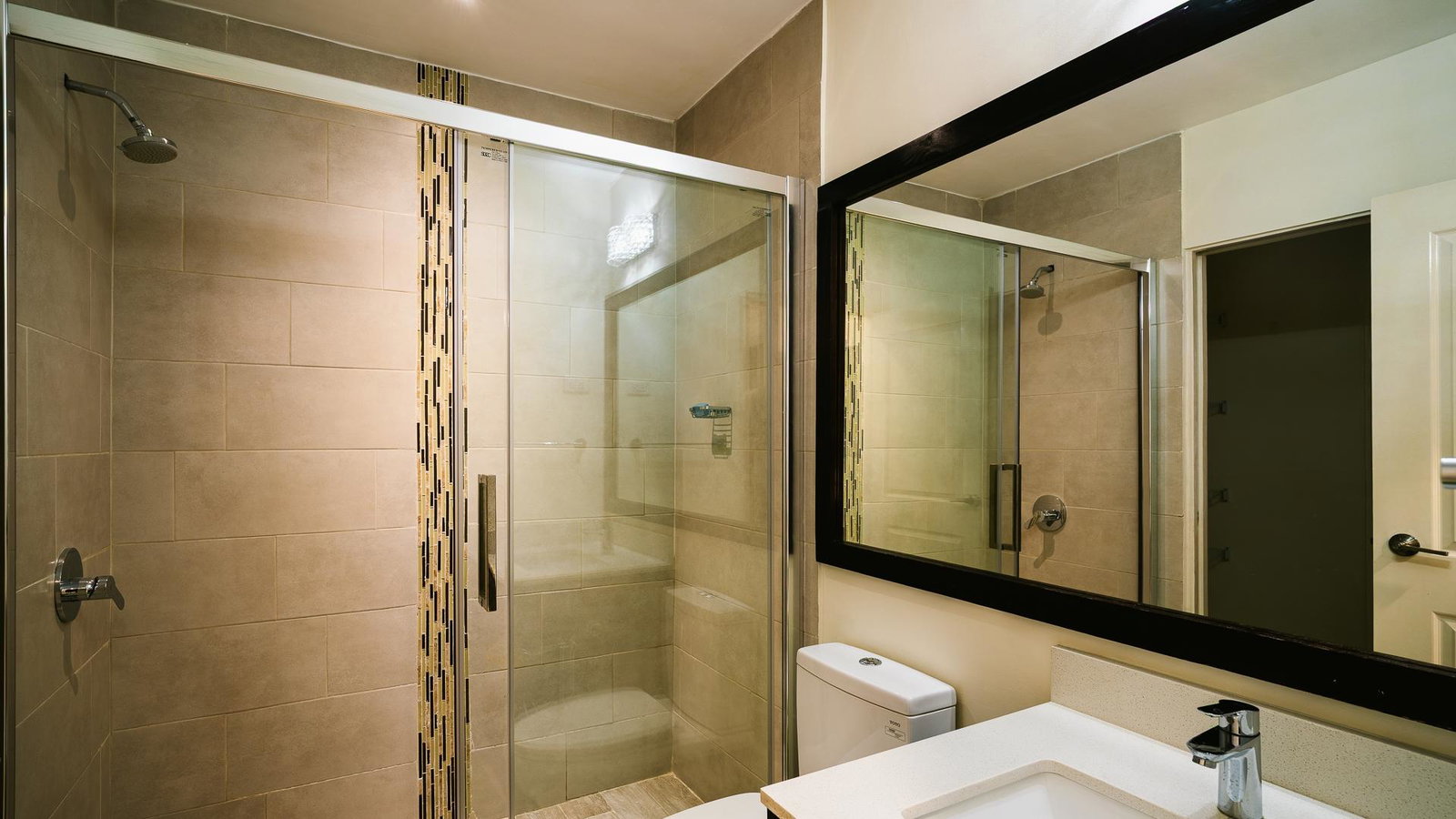 Modern-1-Bedroom-Apartment-for-Rent-at-The-Cambridge-St.-Andrew-Jamaica Eleventh image of 109-21 The Cambridge in Kingston 5, St. Andrew, Jamaica - property is For Rent