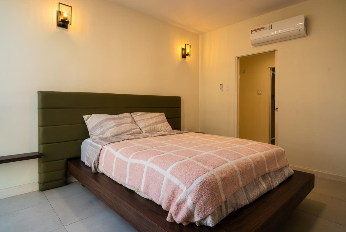 Seventeenth image of 109-21 The Cambridge in Kingston 5, St. Andrew, Jamaica - property is For Rent