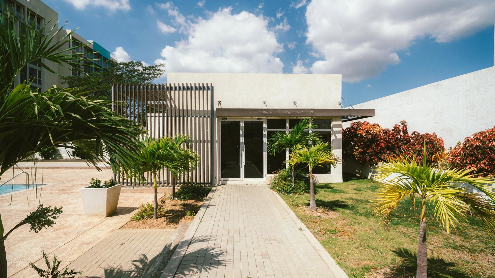 Modern-1-Bedroom-Apartment-for-Rent-at-The-Cambridge-St.-Andrew-Jamaica Tenth image of 109-21 The Cambridge in Kingston 5, St. Andrew, Jamaica - property is For Rent