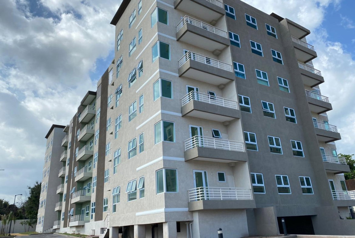 Fifth image of 37- Crieffe rd in Kingston 6, St. Andrew, Jamaica - property is For Rent