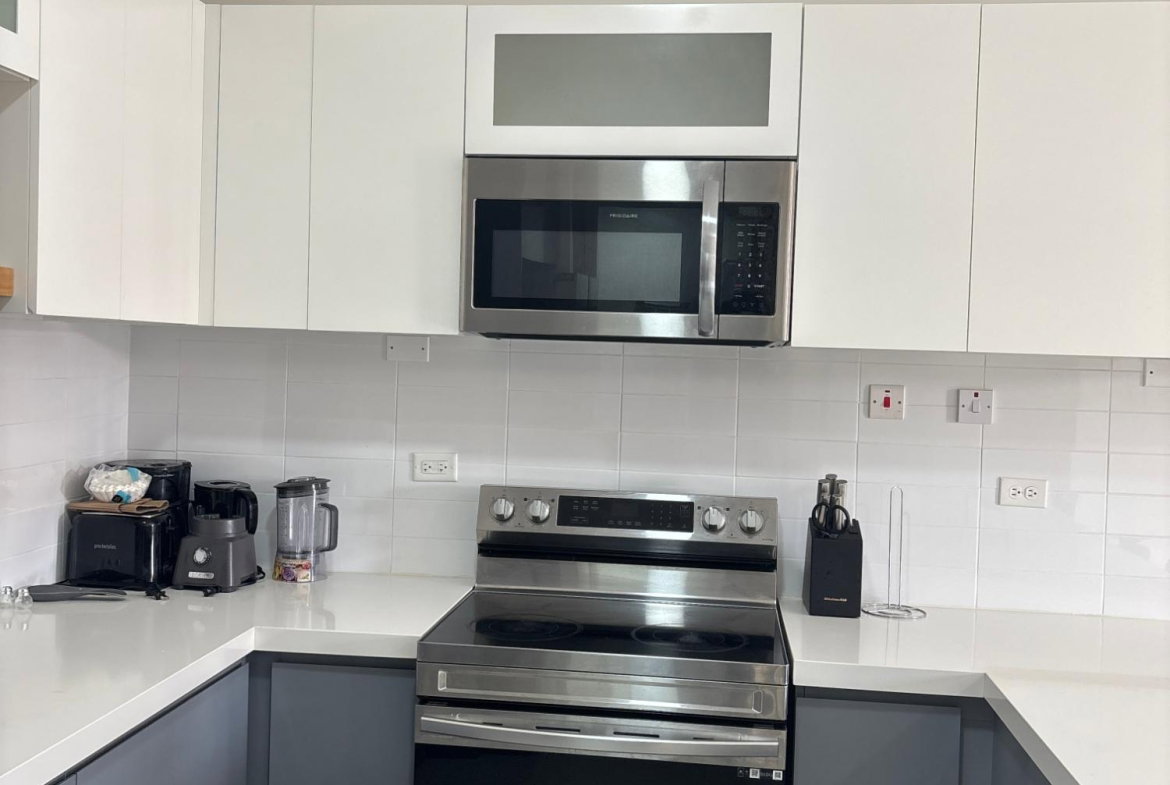 Sixth image of 210-21 Braemar Ave in Kingston 5, St. Andrew, Jamaica - property is For Rent