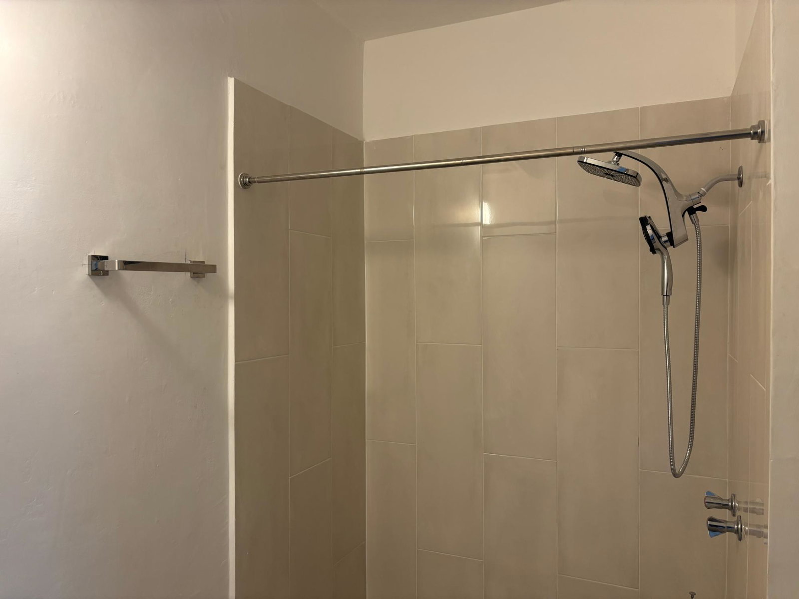 Eighth image of E3-67 Shortwood Road in Kingston 8, St. Andrew, Jamaica - property is For Rent