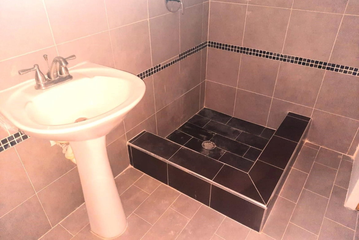 Fifteenth image of 15a- Wellington Drive in Kingston 6, St. Andrew, Jamaica - property is For Rent