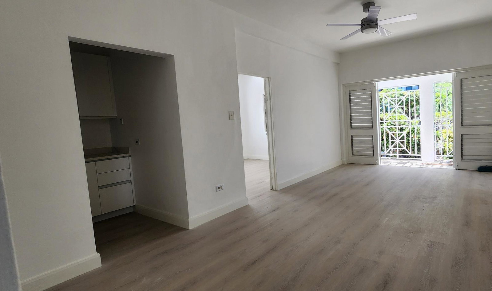 Modern-1-Bedroom-Apartment-for-Rent-in-New-Kingston-St.-Andrew Fourth image of 7-8-10 Upper Braemar Ave in Kingston 5, St. Andrew, Jamaica - property is For Rent