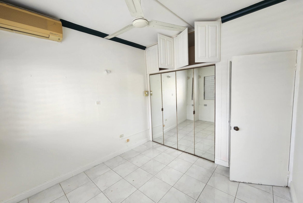 Fifth image of 40-15-15a Kensington Crescent in Kingston 5, St. Andrew, Jamaica - property is For Rent