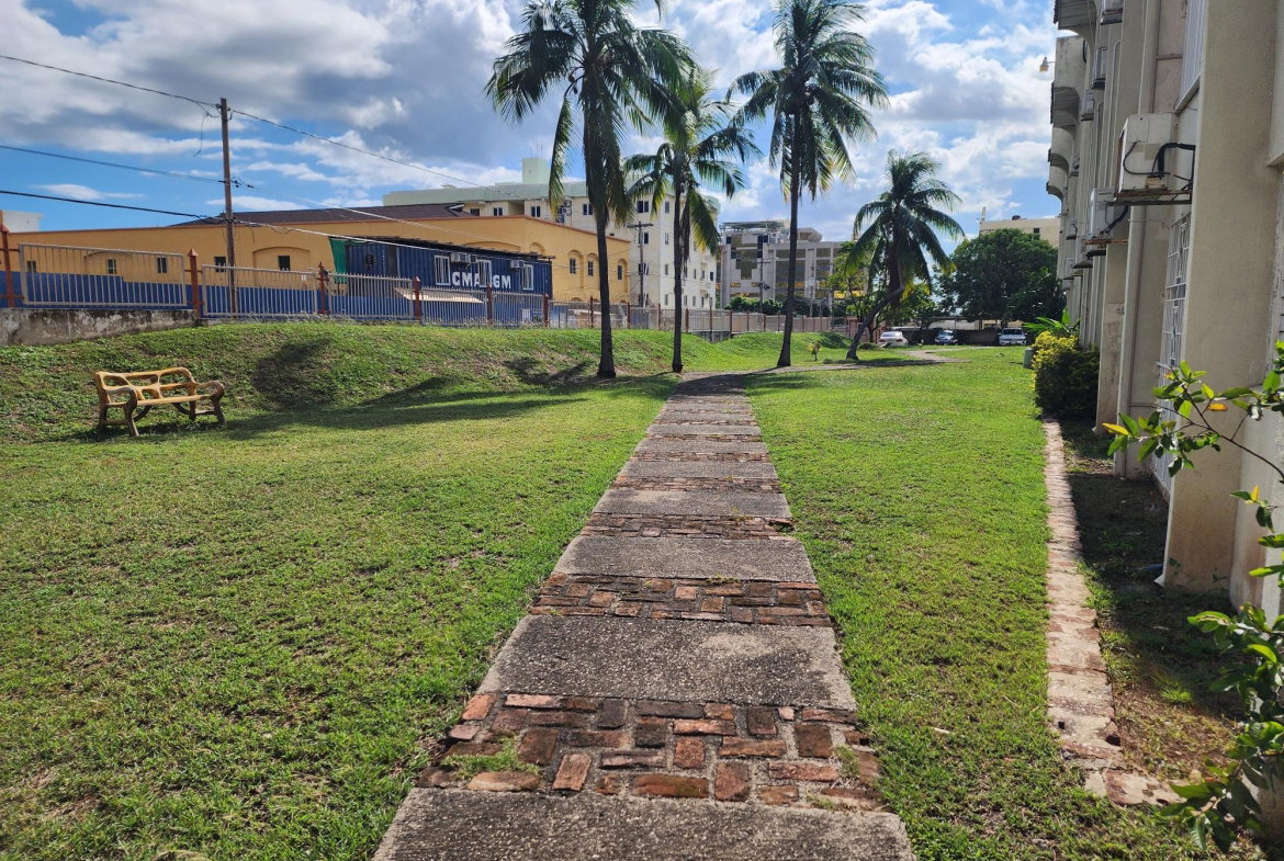 Eighth image of 40-15-15a Kensington Crescent in Kingston 5, St. Andrew, Jamaica - property is For Rent